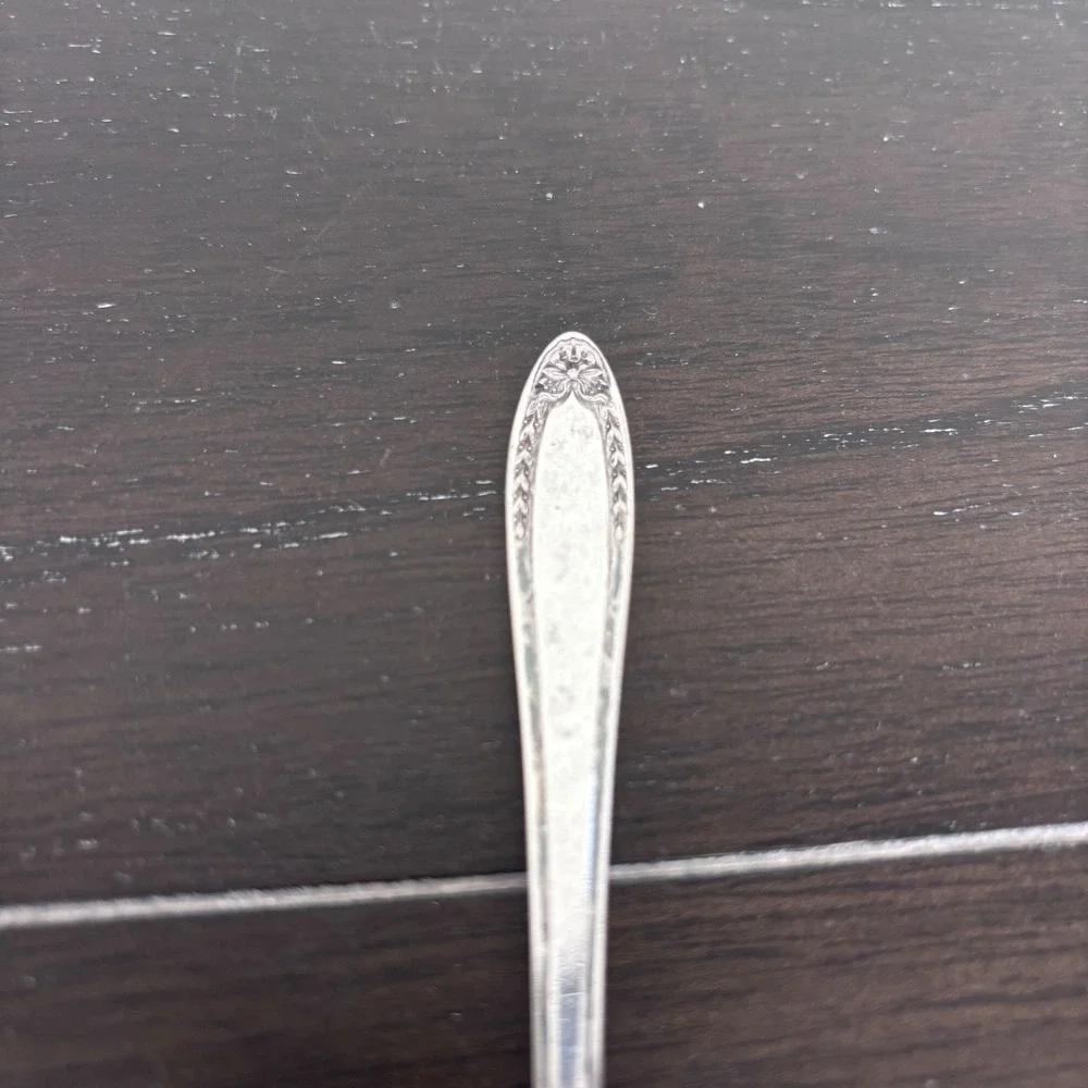 Oneida Community Par Plate | Bridal Wreath‎ | Silverplate Cocktail Fork | 1915